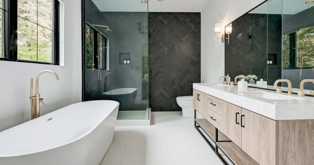 Modern bathroom supplied by a tankless water heater